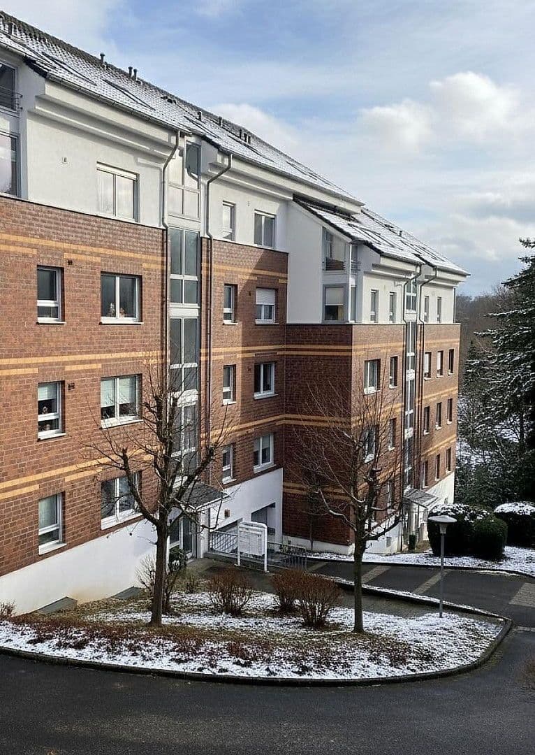 Predaj bytu 3-izbový 90 m², Solingen, Severné Porýnie - Westfálsko Predaj bytu 3-izbový 90 m², Solingen, Severné Porýnie - Westfálsko