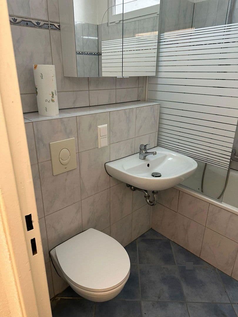 Prenájom bytu 1-izbový 35 m², Brunsbütteler Damm 311, Berlin, Berlín Prenájom bytu 1-izbový 35 m², Brunsbütteler Damm 311, Berlin, Berlín