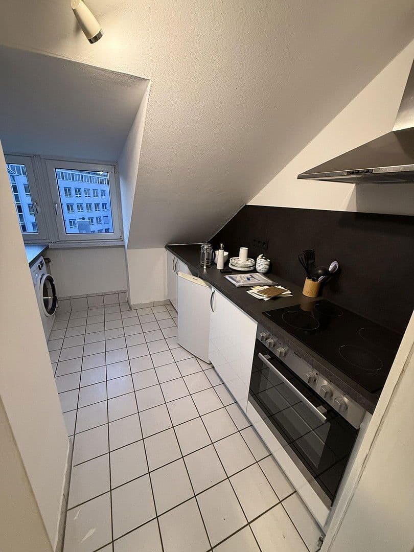 Prenájom bytu 1-izbový 33 m², Nürnberg, Bavorsko Prenájom bytu 1-izbový 33 m², Nürnberg, Bavorsko