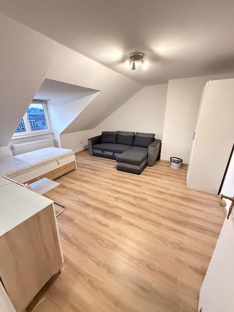 Prenájom bytu 1-izbový 33 m², Nürnberg, Bavorsko Prenájom bytu 1-izbový 33 m², Nürnberg, Bavorsko