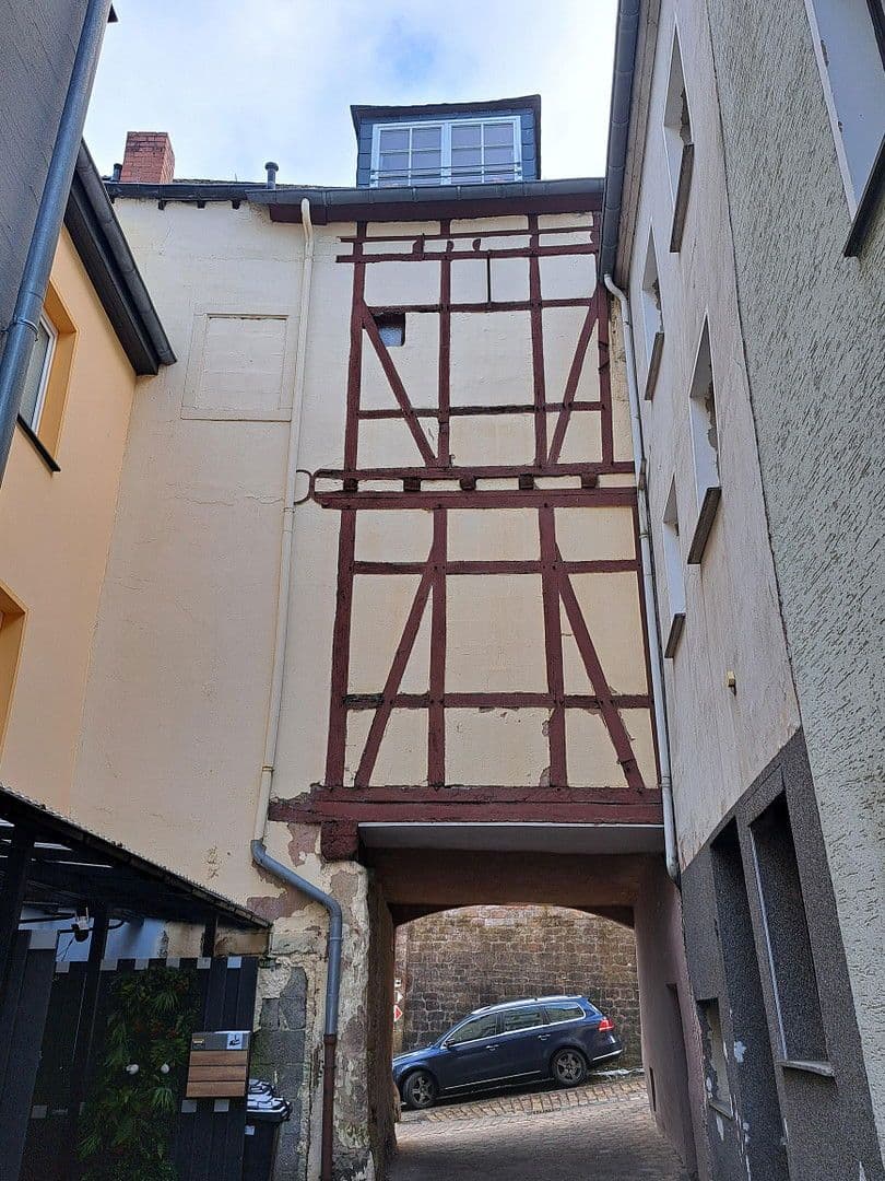 Predaj domu 140 m², pozemek 45 m², Am Markt 27, Saarburg, Porýnie-Falcko Predaj domu 140 m², pozemek 45 m², Am Markt 27, Saarburg, Porýnie-Falcko