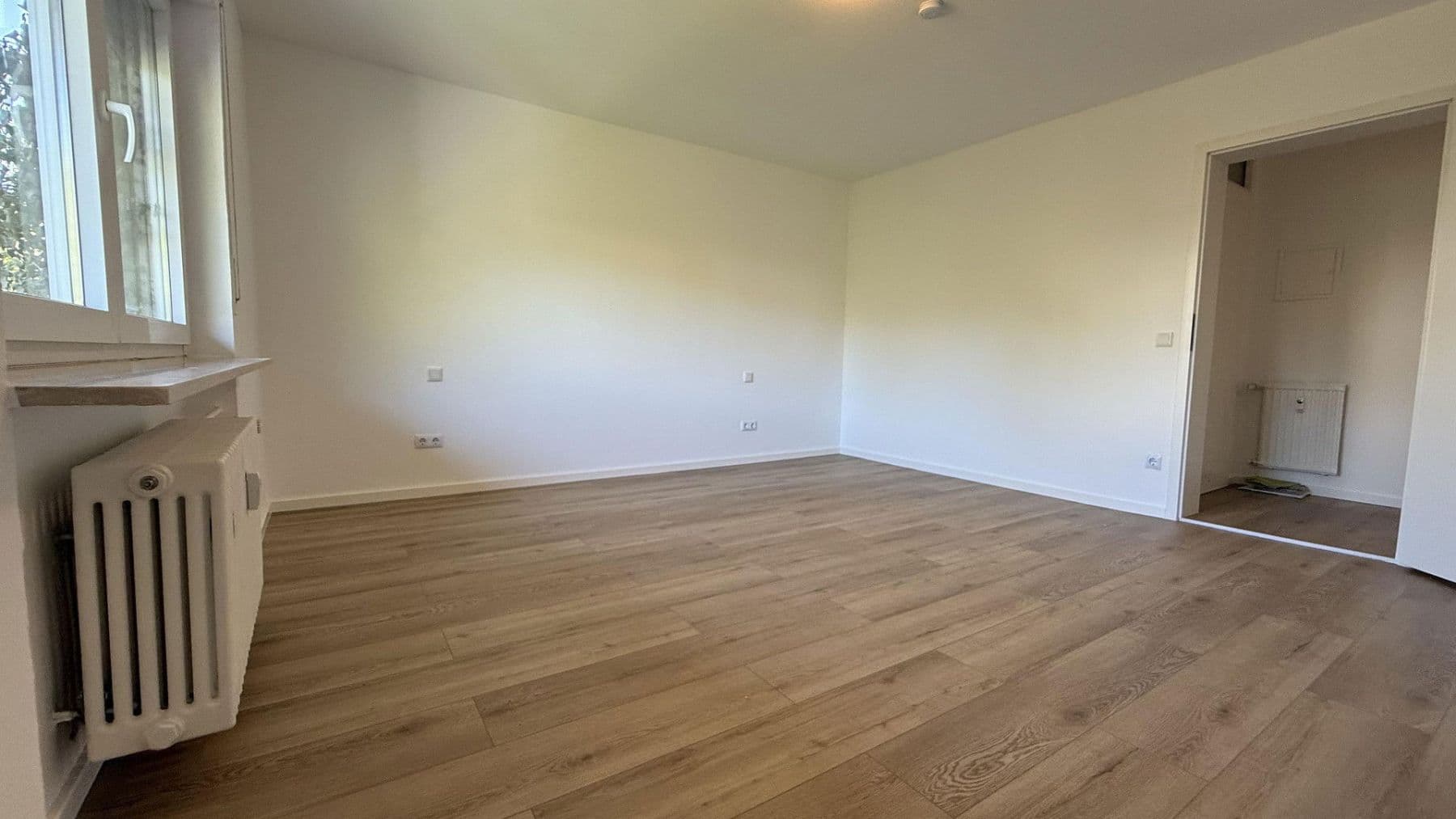 Prenájom bytu 4-izbový 105 m², Baden-Baden, Bádensko-Wurttembersko Prenájom bytu 4-izbový 105 m², Baden-Baden, Bádensko-Wurttembersko