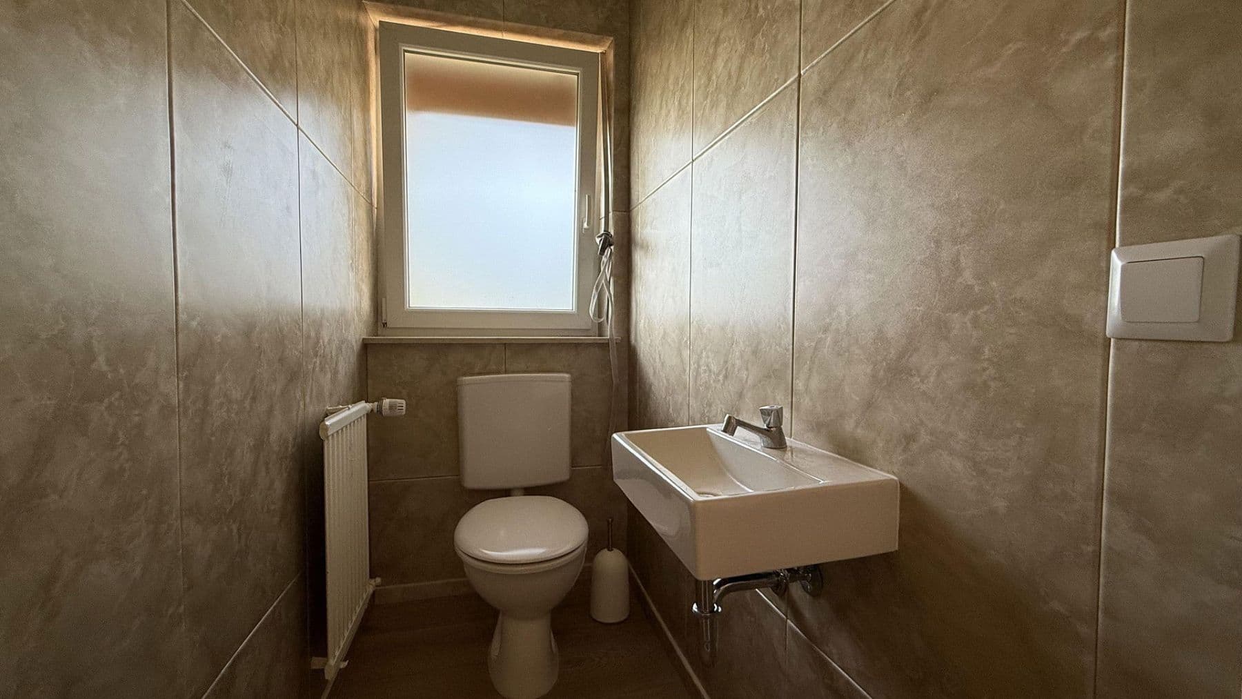 Prenájom bytu 4-izbový 105 m², Baden-Baden, Bádensko-Wurttembersko Prenájom bytu 4-izbový 105 m², Baden-Baden, Bádensko-Wurttembersko