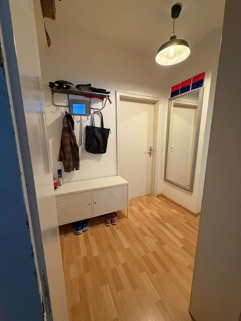 Prenájom bytu 2-izbový 73 m², Kurfürstenstr. 12-14, Köln, Severné Porýnie - Westfálsko Prenájom bytu 2-izbový 73 m², Kurfürstenstr. 12-14, Köln, Severné Porýnie - Westfálsko