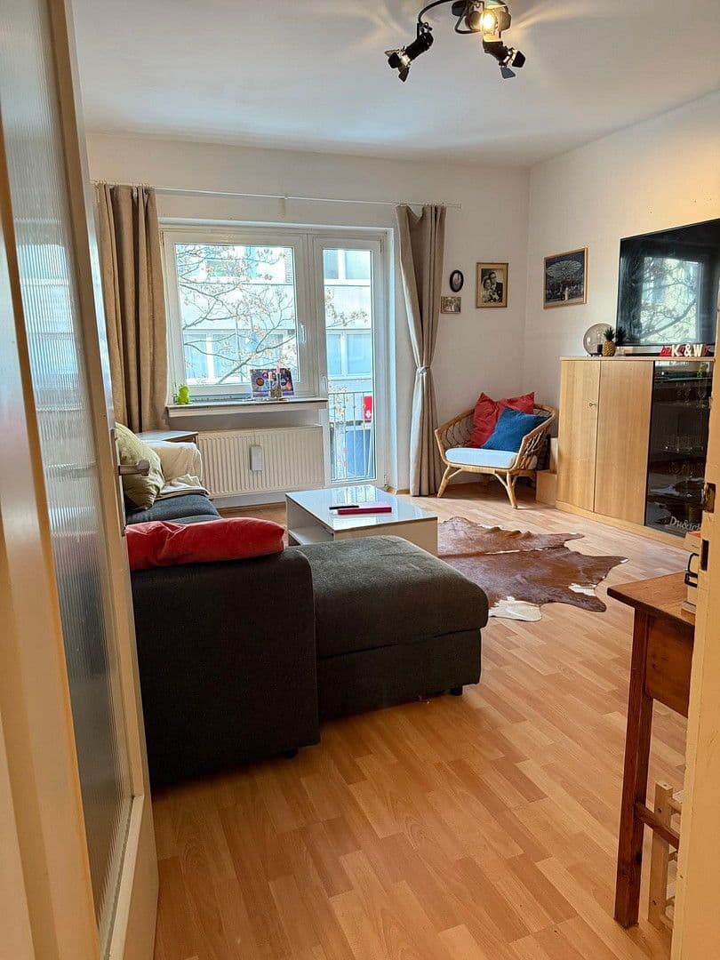 Prenájom bytu 2-izbový 73 m², Kurfürstenstr. 12-14, Köln, Severné Porýnie - Westfálsko Prenájom bytu 2-izbový 73 m², Kurfürstenstr. 12-14, Köln, Severné Porýnie - Westfálsko