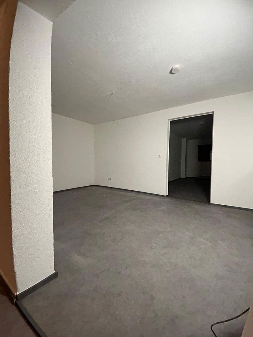 Prenájom bytu 2-izbový 50 m², Pforzheim, Bádensko-Wurttembersko Prenájom bytu 2-izbový 50 m², Pforzheim, Bádensko-Wurttembersko