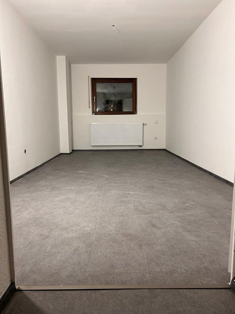 Prenájom bytu 2-izbový 50 m², Pforzheim, Bádensko-Wurttembersko Prenájom bytu 2-izbový 50 m², Pforzheim, Bádensko-Wurttembersko