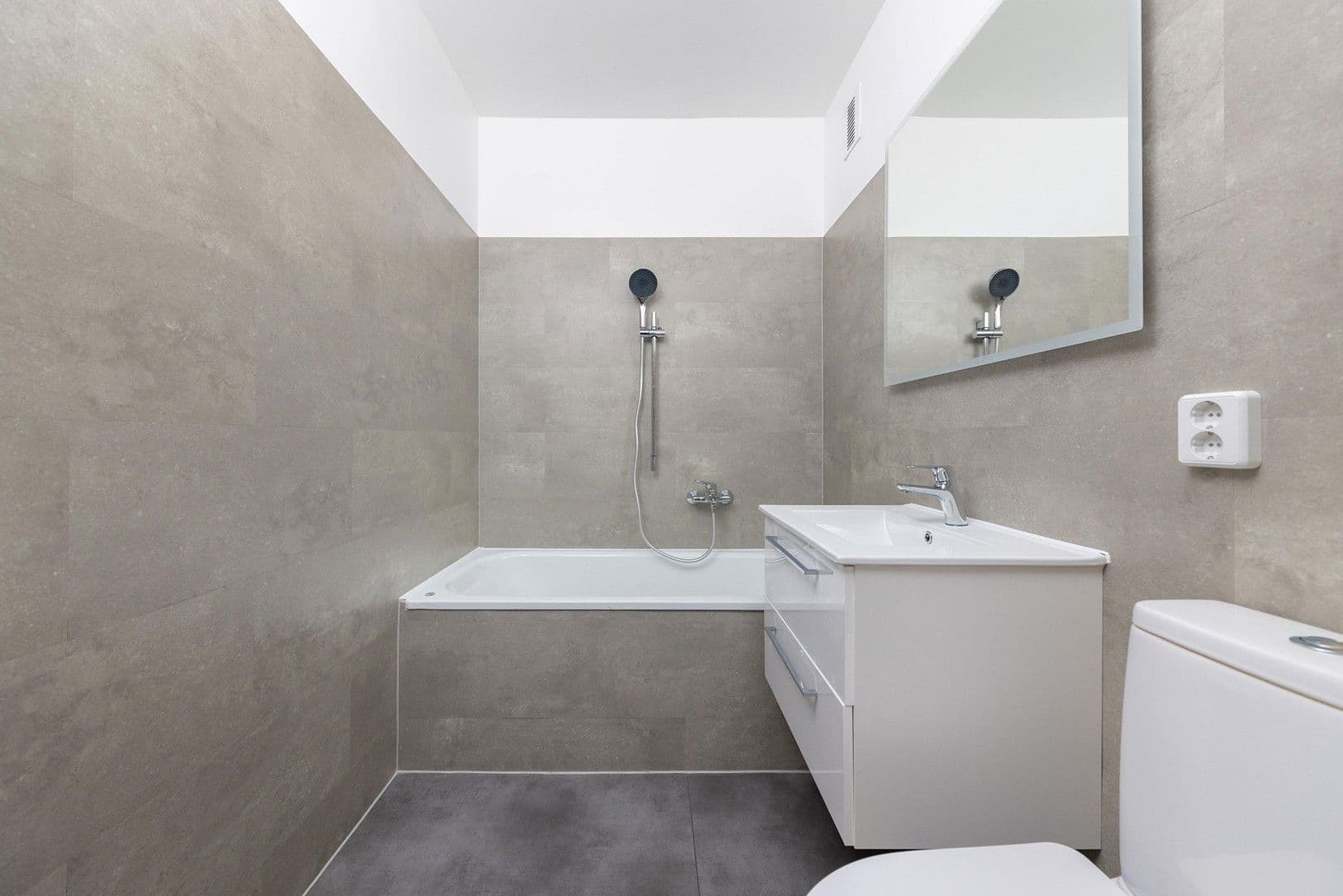 Predaj bytu 3-izbový 90 m², Rotfuchsstraße 19, Leipzig, Sasko Predaj bytu 3-izbový 90 m², Rotfuchsstraße 19, Leipzig, Sasko