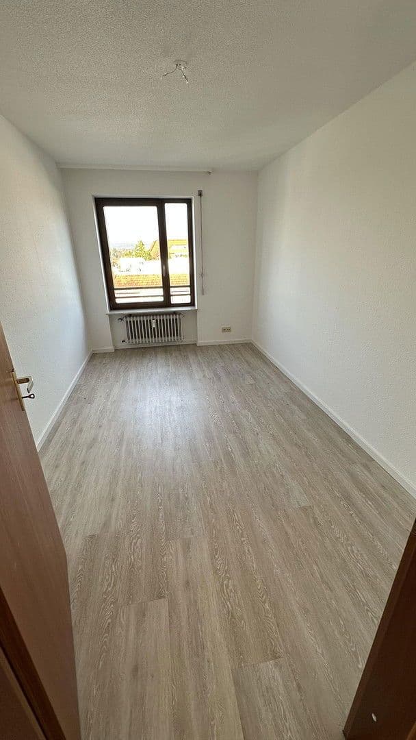 Predaj bytu 4-izbový 133 m², Gundelfingen, Bádensko-Wurttembersko Predaj bytu 4-izbový 133 m², Gundelfingen, Bádensko-Wurttembersko