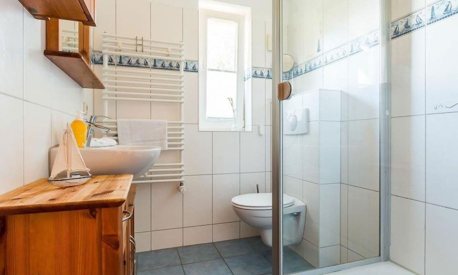 Predaj domu 175 m², pozemek 571 m², Johann-Segebarth-Weg 1d, Wieck a. Darß, Meklenbursko-Predpomoransko Predaj domu 175 m², pozemek 571 m², Johann-Segebarth-Weg 1d, Wieck a. Darß, Meklenbursko-Predpomoransko