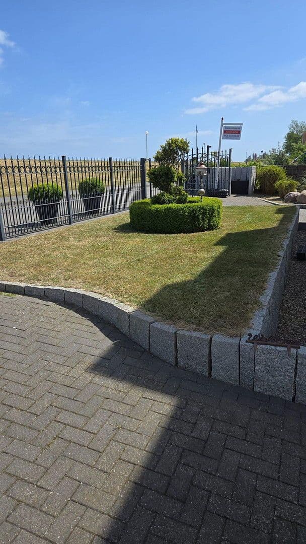 Predaj domu 340 m², pozemek 1.040 m², Schönberg (Holstein), Šlezvicko-Holštajnsko Predaj domu 340 m², pozemek 1.040 m², Schönberg (Holstein), Šlezvicko-Holštajnsko