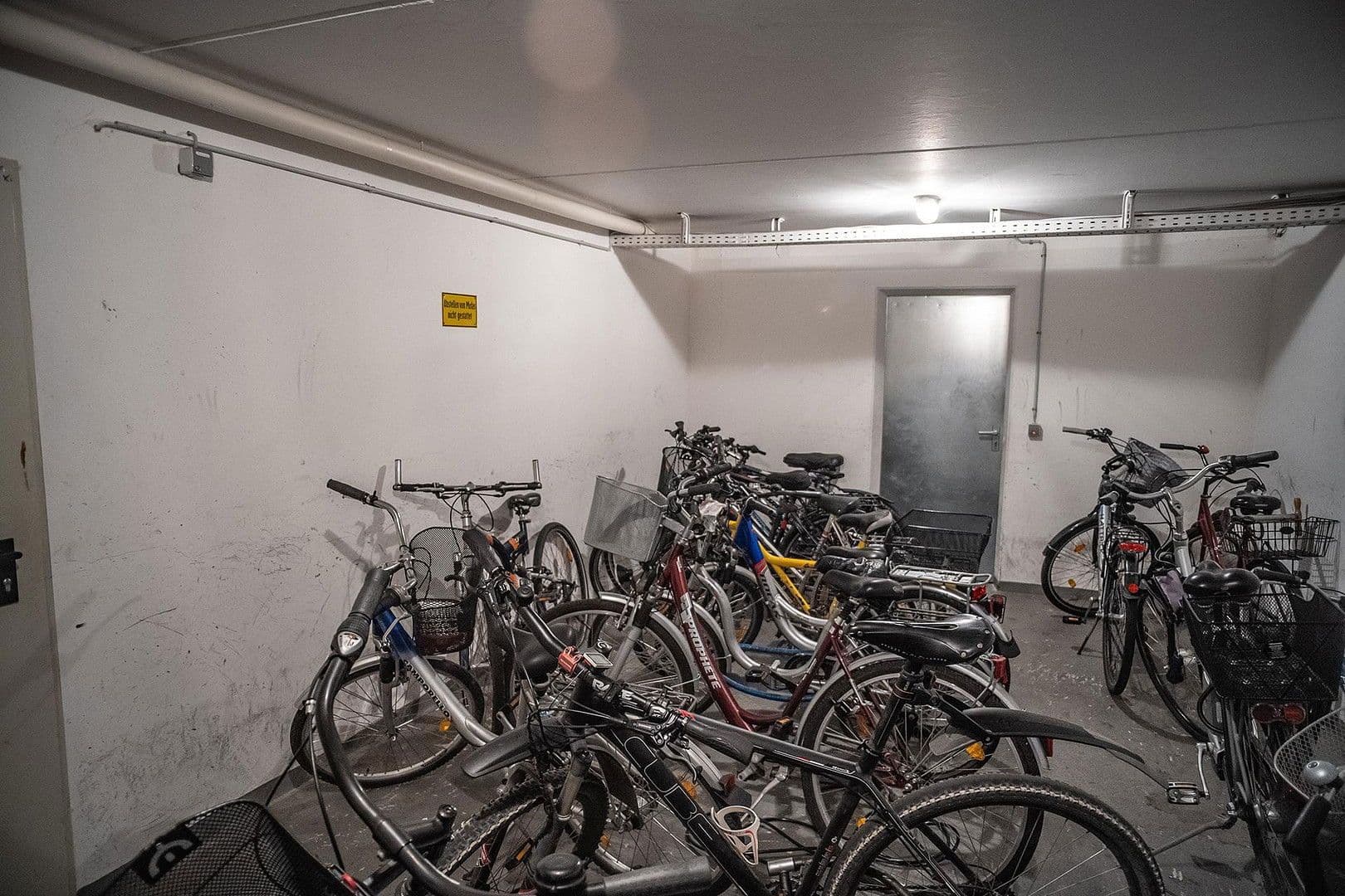 Predaj bytu 3-izbový 82 m², Am Römerkanal 24, Brühl, Severné Porýnie - Westfálsko Predaj bytu 3-izbový 82 m², Am Römerkanal 24, Brühl, Severné Porýnie - Westfálsko