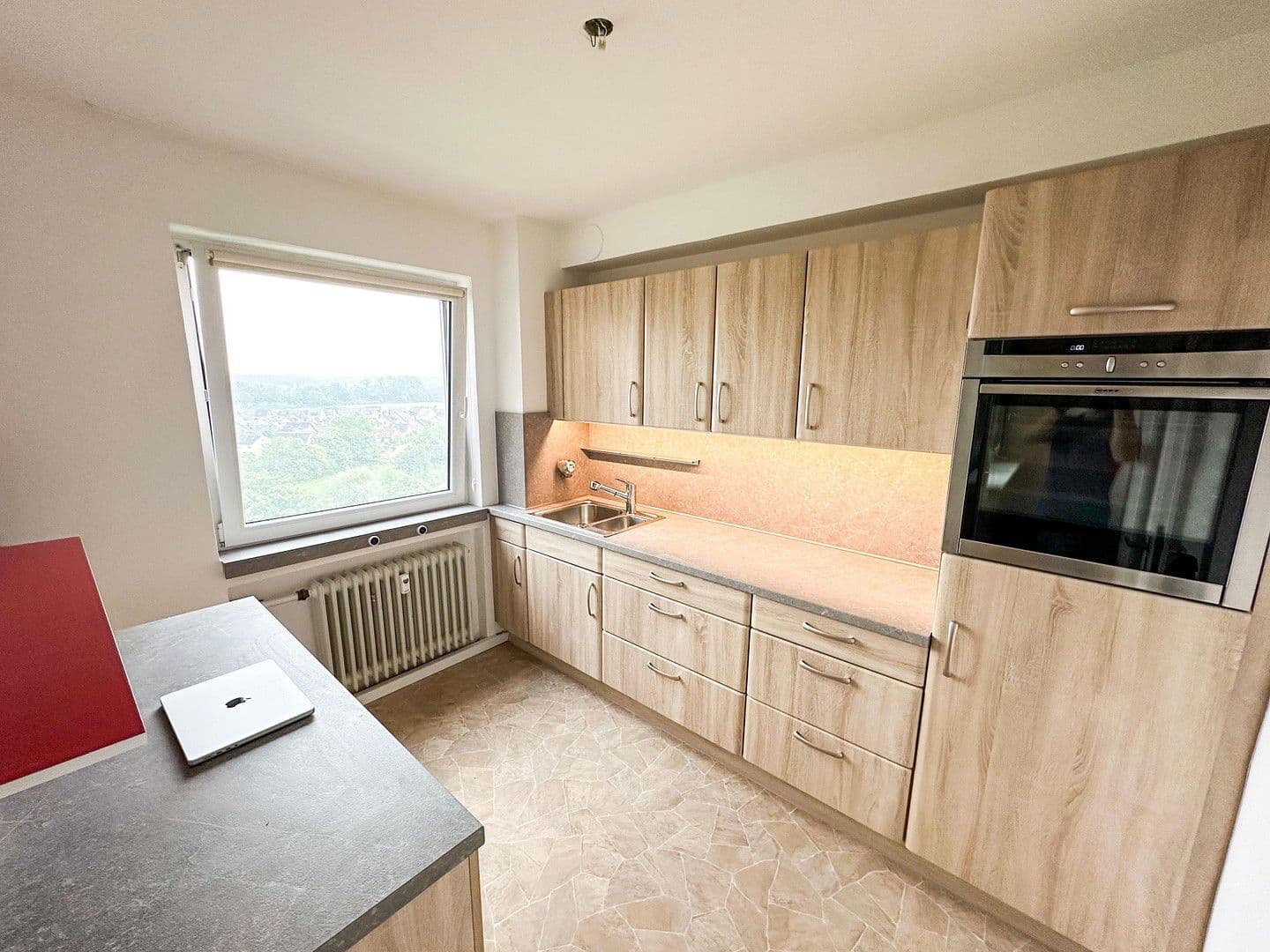 Prenájom bytu 1-izbový 54 m², Hans-Schulten-Straße 12, Köln, Severné Porýnie - Westfálsko Prenájom bytu 1-izbový 54 m², Hans-Schulten-Straße 12, Köln, Severné Porýnie - Westfálsko