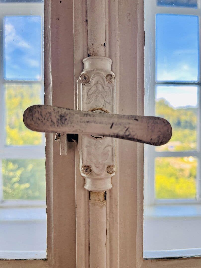 Predaj domu 146 m², pozemek 1.550 m², Neuenbürg, Bádensko-Wurttembersko Predaj domu 146 m², pozemek 1.550 m², Neuenbürg, Bádensko-Wurttembersko