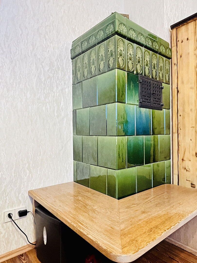 Predaj domu 146 m², pozemek 1.550 m², Neuenbürg, Bádensko-Wurttembersko Predaj domu 146 m², pozemek 1.550 m², Neuenbürg, Bádensko-Wurttembersko