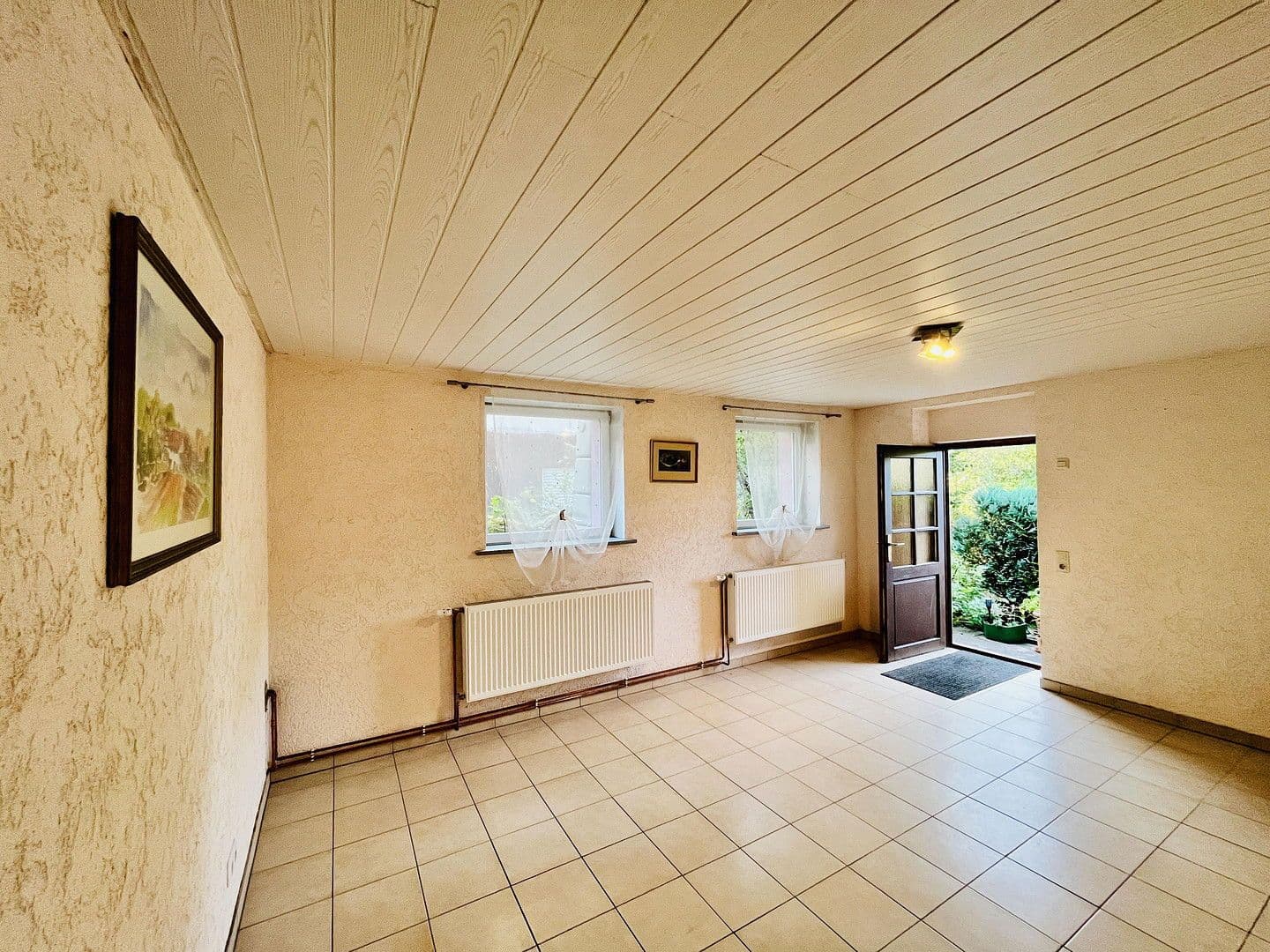 Predaj domu 146 m², pozemek 1.550 m², Neuenbürg, Bádensko-Wurttembersko Predaj domu 146 m², pozemek 1.550 m², Neuenbürg, Bádensko-Wurttembersko