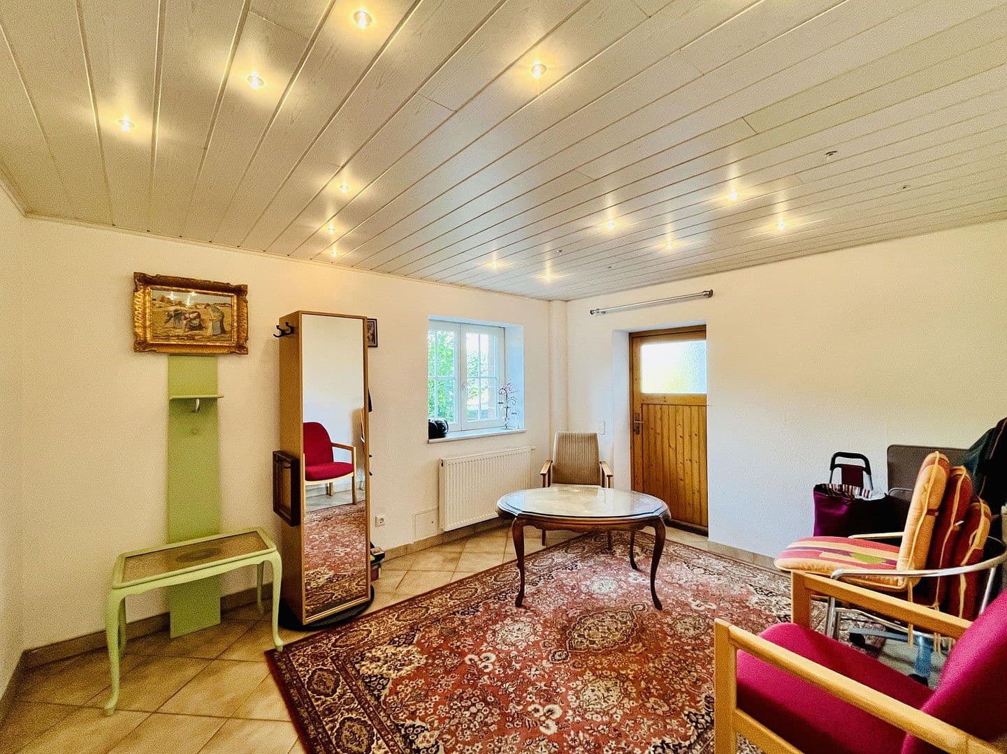 Predaj domu 146 m², pozemek 1.550 m², Neuenbürg, Bádensko-Wurttembersko Predaj domu 146 m², pozemek 1.550 m², Neuenbürg, Bádensko-Wurttembersko