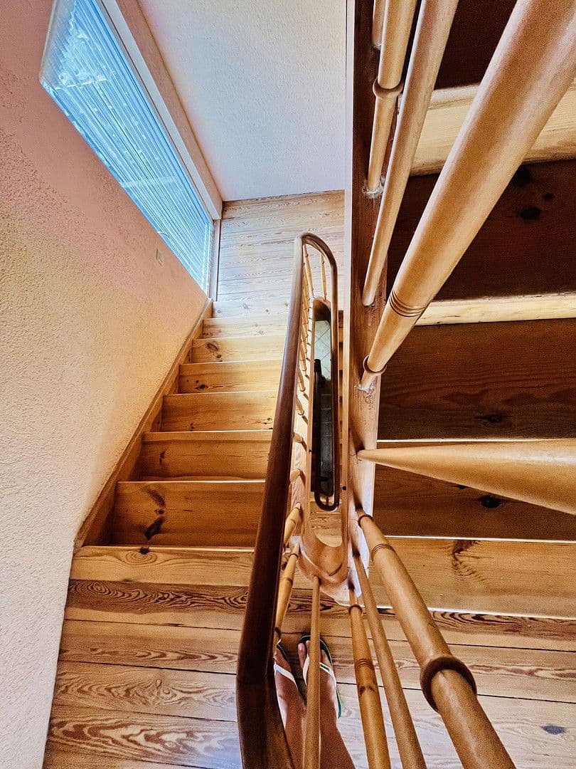 Predaj domu 146 m², pozemek 1.550 m², Neuenbürg, Bádensko-Wurttembersko Predaj domu 146 m², pozemek 1.550 m², Neuenbürg, Bádensko-Wurttembersko