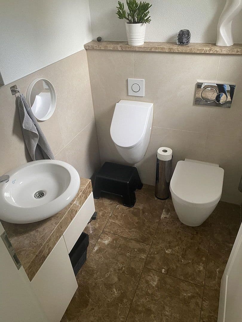 Predaj domu 191 m², pozemek 316 m², Bahnhofstraße 4b, Planegg, Bavorsko Predaj domu 191 m², pozemek 316 m², Bahnhofstraße 4b, Planegg, Bavorsko