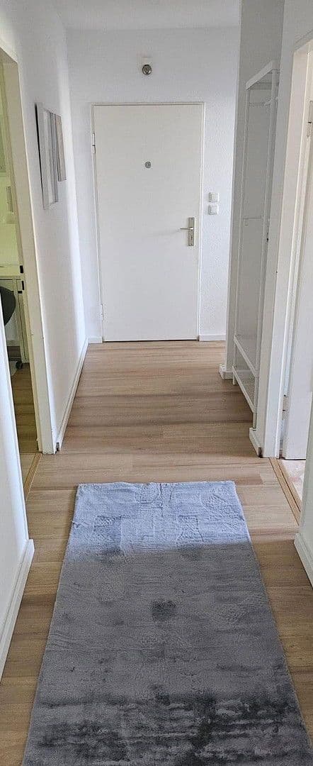 Prenájom bytu 13 m², Eckenheimer Landstraße 361, Frankfurt, Hesensko Prenájom bytu 13 m², Eckenheimer Landstraße 361, Frankfurt, Hesensko