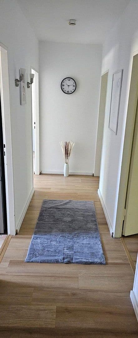 Prenájom bytu 13 m², Eckenheimer Landstraße 361, Frankfurt, Hesensko Prenájom bytu 13 m², Eckenheimer Landstraße 361, Frankfurt, Hesensko