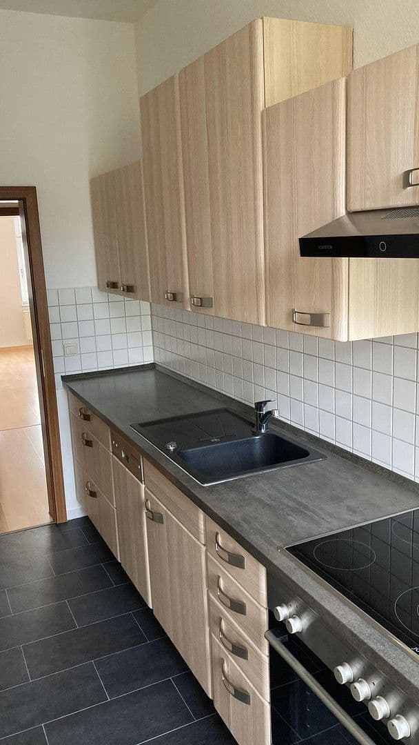 Prenájom bytu 2-izbový 65 m², Leipzig, Sasko Prenájom bytu 2-izbový 65 m², Leipzig, Sasko