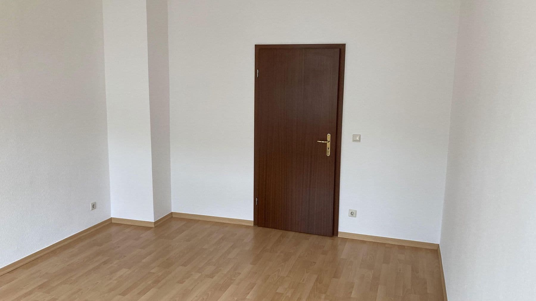 Prenájom bytu 2-izbový 65 m², Leipzig, Sasko Prenájom bytu 2-izbový 65 m², Leipzig, Sasko