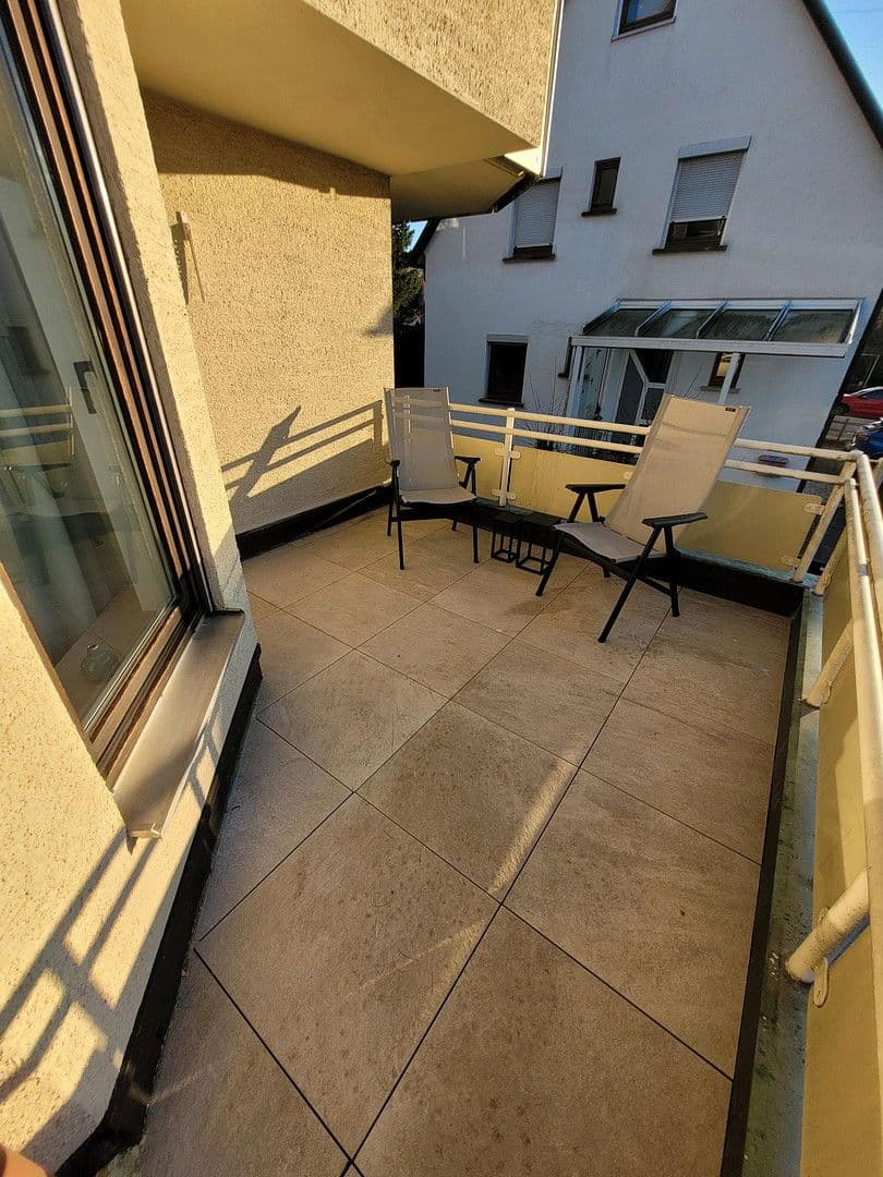 Prenájom bytu 1-izbový 38 m², Reutlingen, Bádensko-Wurttembersko Prenájom bytu 1-izbový 38 m², Reutlingen, Bádensko-Wurttembersko