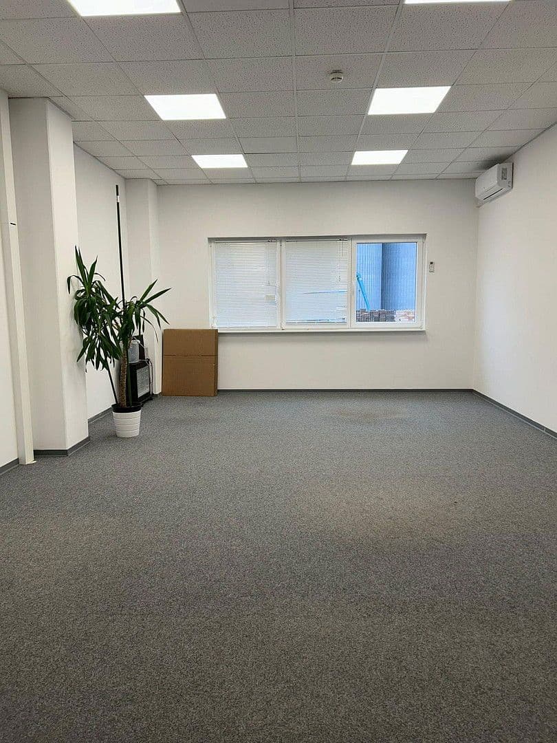 Prenájom kancelárie 465 m², Saarstr. 20, Hanau, Hesensko Prenájom kancelárie 465 m², Saarstr. 20, Hanau, Hesensko