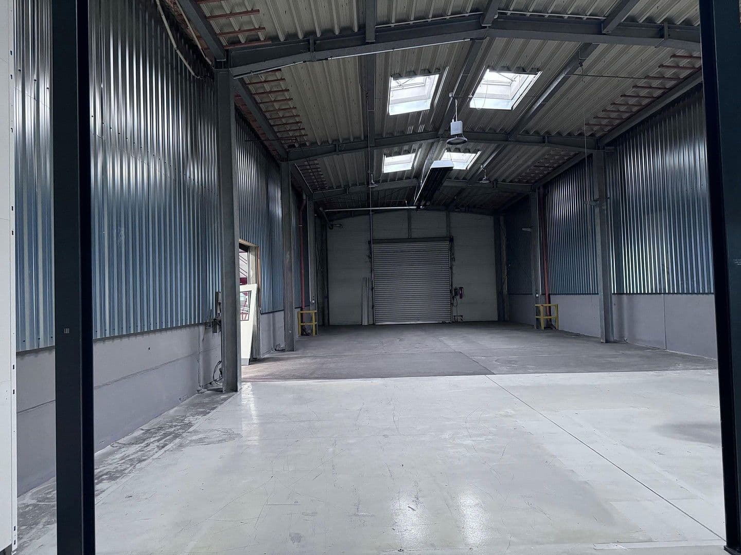 Prenájom nebytového priestoru 3.310 m², Dohna, Sasko Prenájom nebytového priestoru 3.310 m², Dohna, Sasko