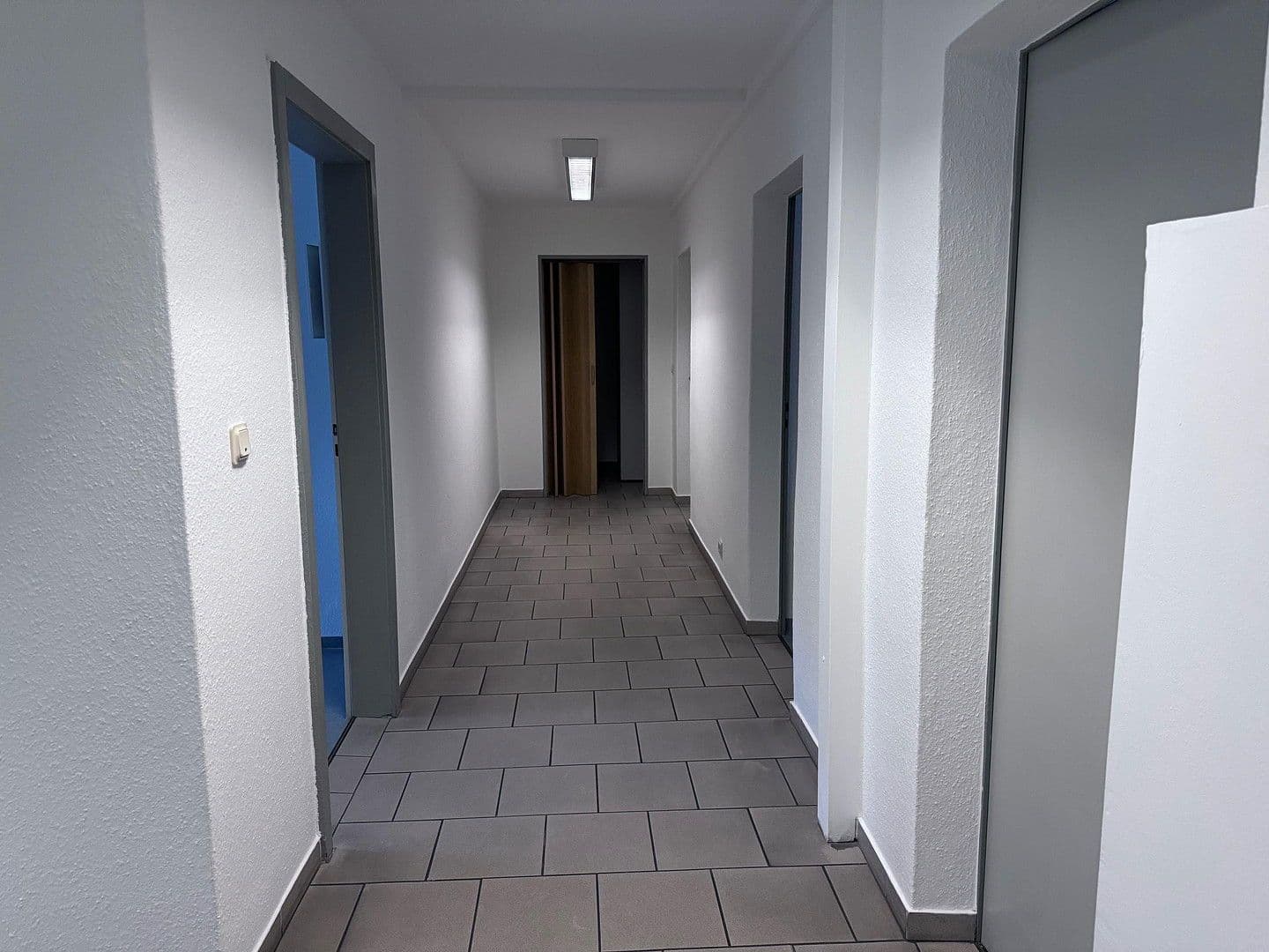 Prenájom nebytového priestoru 3.310 m², Dohna, Sasko Prenájom nebytového priestoru 3.310 m², Dohna, Sasko