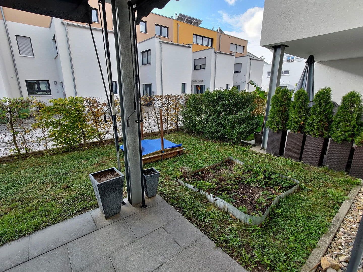 Prenájom bytu 4-izbový 127 m², Bruchsal, Bádensko-Wurttembersko Prenájom bytu 4-izbový 127 m², Bruchsal, Bádensko-Wurttembersko