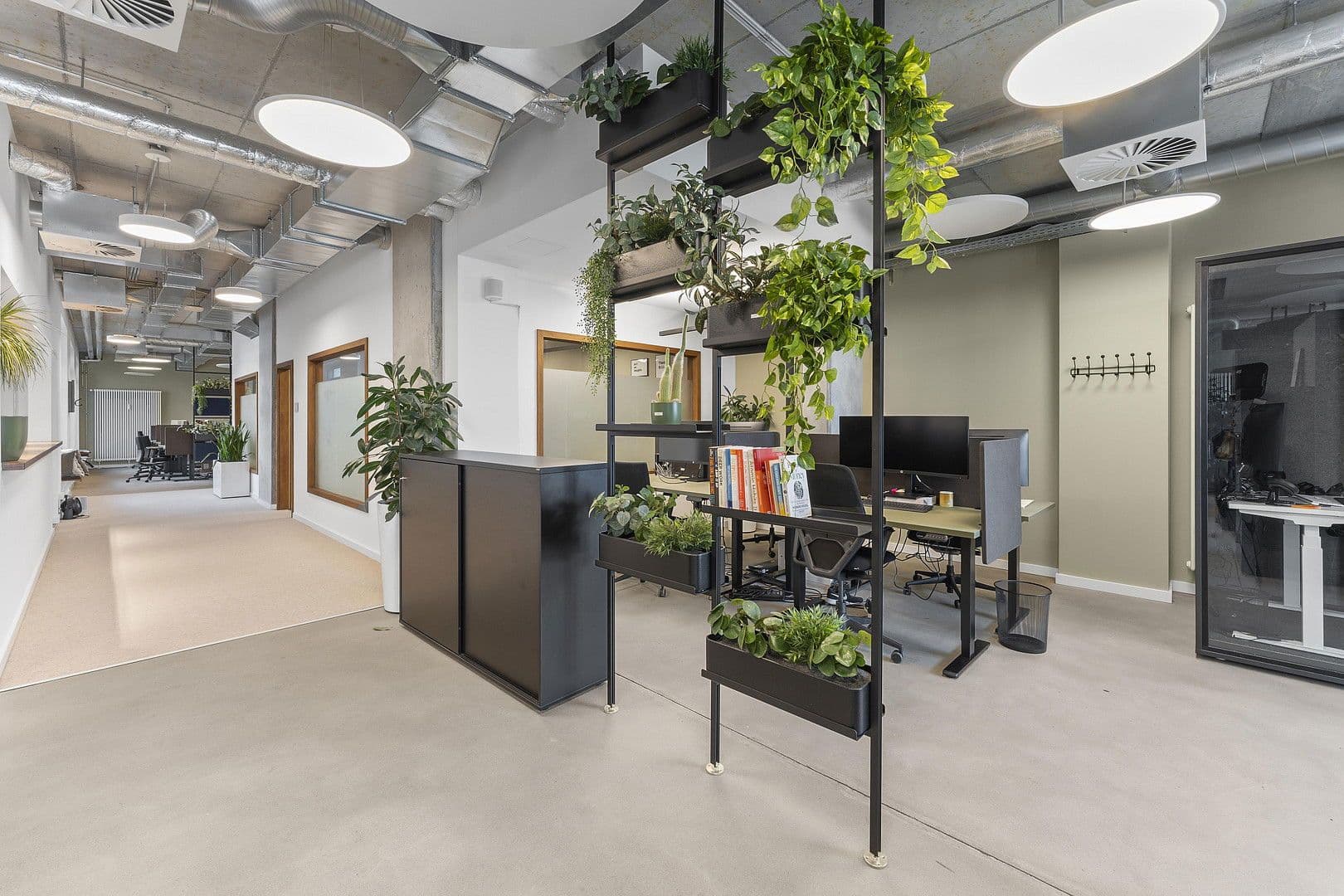 Prenájom kancelárie 370 m², Berlin - Mitte, Berlín Prenájom kancelárie 370 m², Berlin - Mitte, Berlín