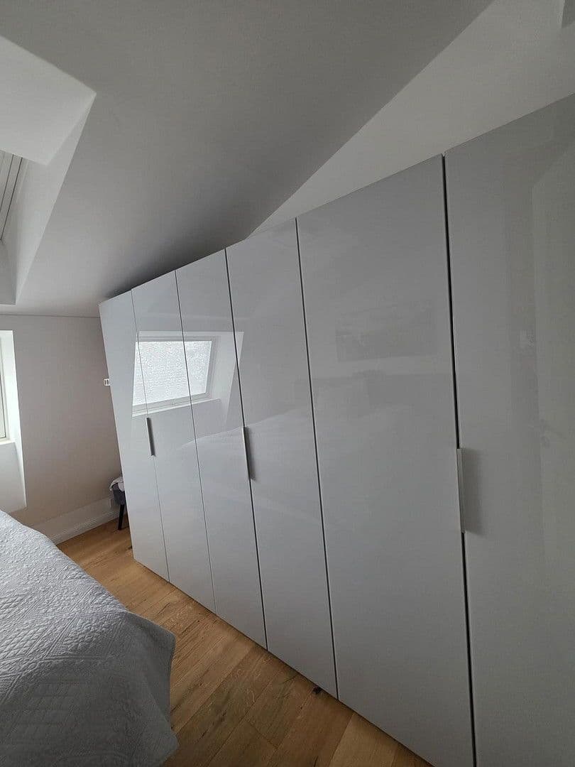 Prenájom bytu 4-izbový 112 m², Karwinskistr., 61, München, Bavorsko Prenájom bytu 4-izbový 112 m², Karwinskistr., 61, München, Bavorsko