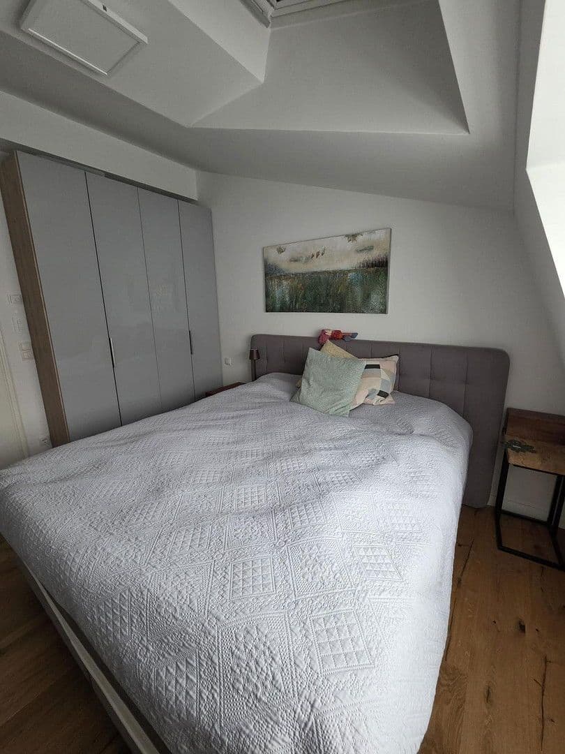 Prenájom bytu 4-izbový 112 m², Karwinskistr., 61, München, Bavorsko Prenájom bytu 4-izbový 112 m², Karwinskistr., 61, München, Bavorsko