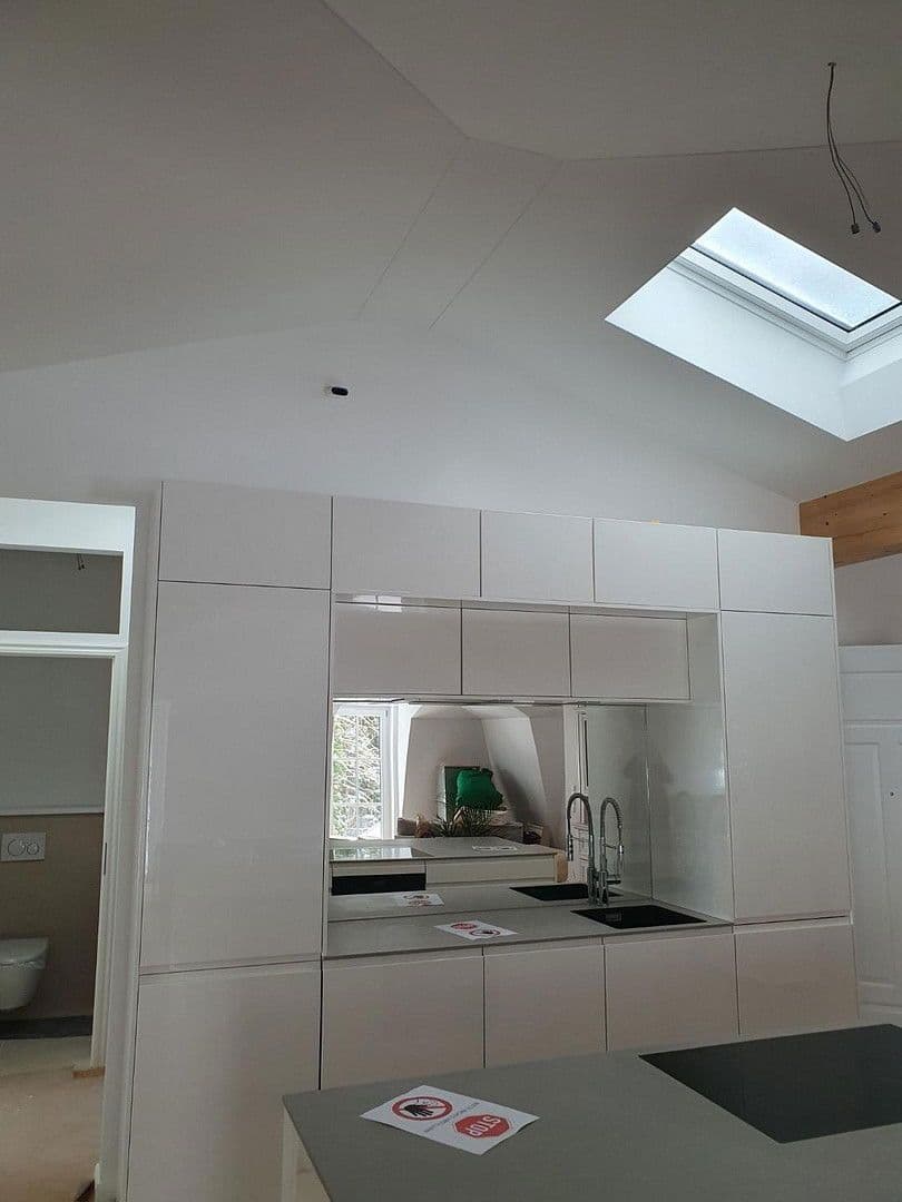 Prenájom bytu 4-izbový 112 m², Karwinskistr., 61, München, Bavorsko Prenájom bytu 4-izbový 112 m², Karwinskistr., 61, München, Bavorsko