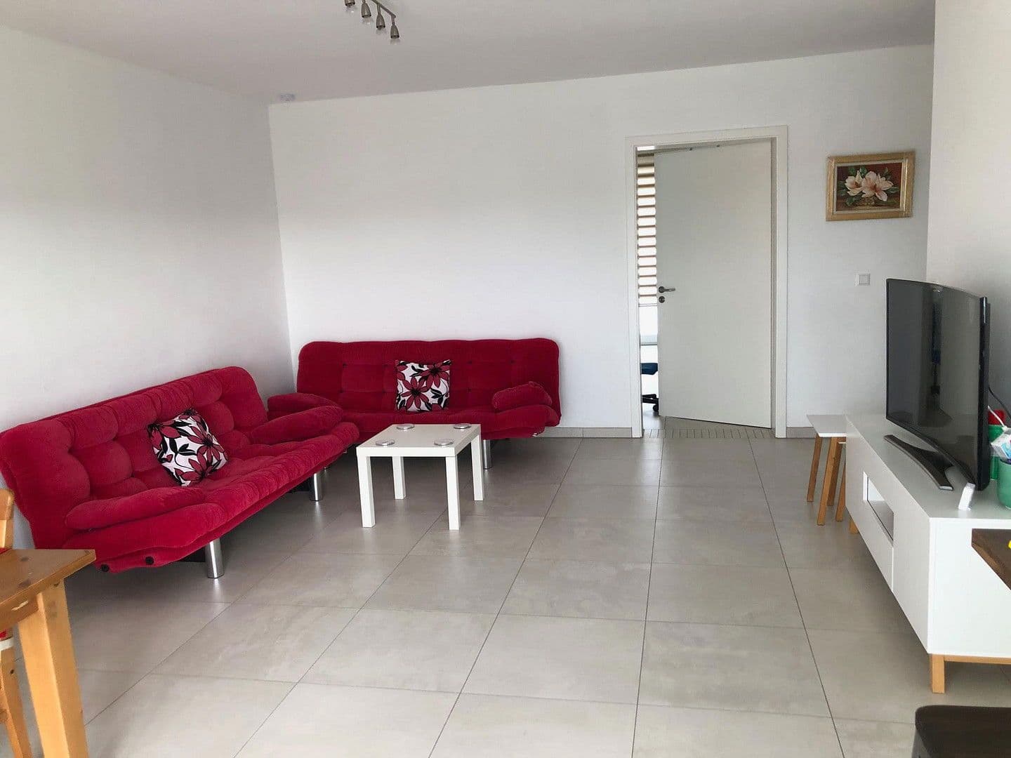 Prenájom bytu 3-izbový 104 m², Mannheim, Bádensko-Wurttembersko Prenájom bytu 3-izbový 104 m², Mannheim, Bádensko-Wurttembersko