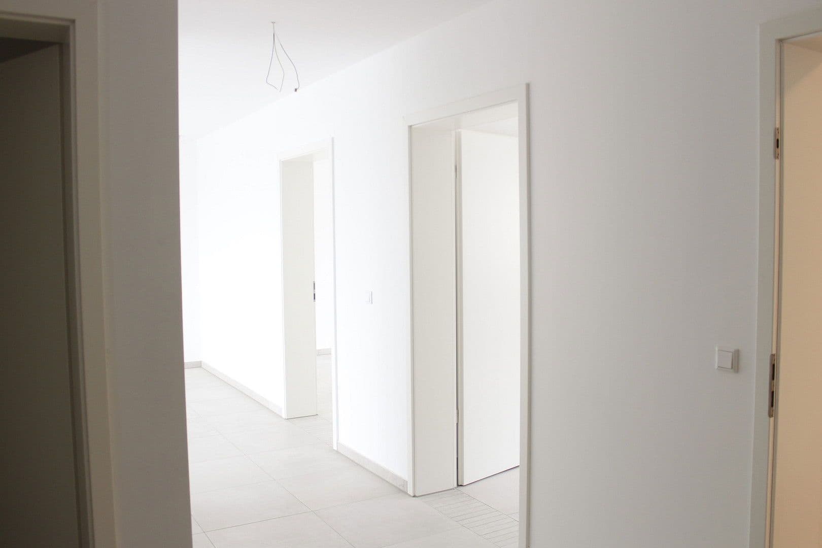 Prenájom bytu 3-izbový 104 m², Mannheim, Bádensko-Wurttembersko Prenájom bytu 3-izbový 104 m², Mannheim, Bádensko-Wurttembersko