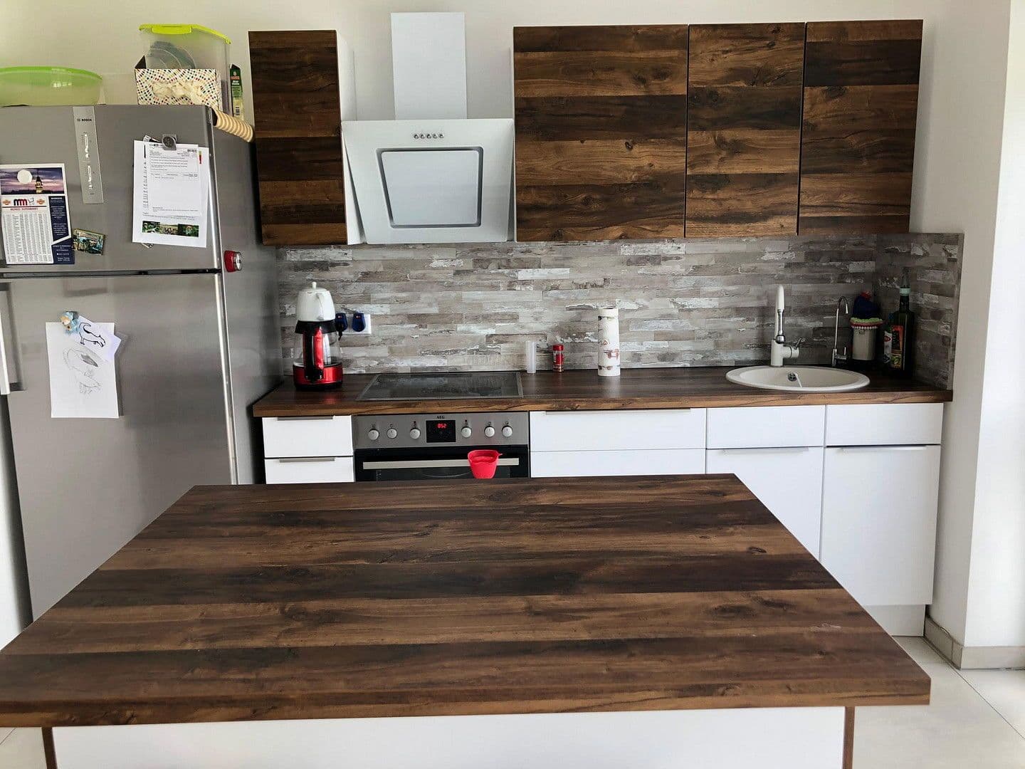 Prenájom bytu 3-izbový 104 m², Mannheim, Bádensko-Wurttembersko Prenájom bytu 3-izbový 104 m², Mannheim, Bádensko-Wurttembersko