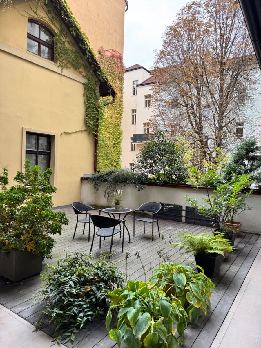 Prenájom nebytového priestoru 60 m², Na Bělidle, Praha, Praha Prenájom nebytového priestoru 60 m², Na Bělidle, Praha, Praha