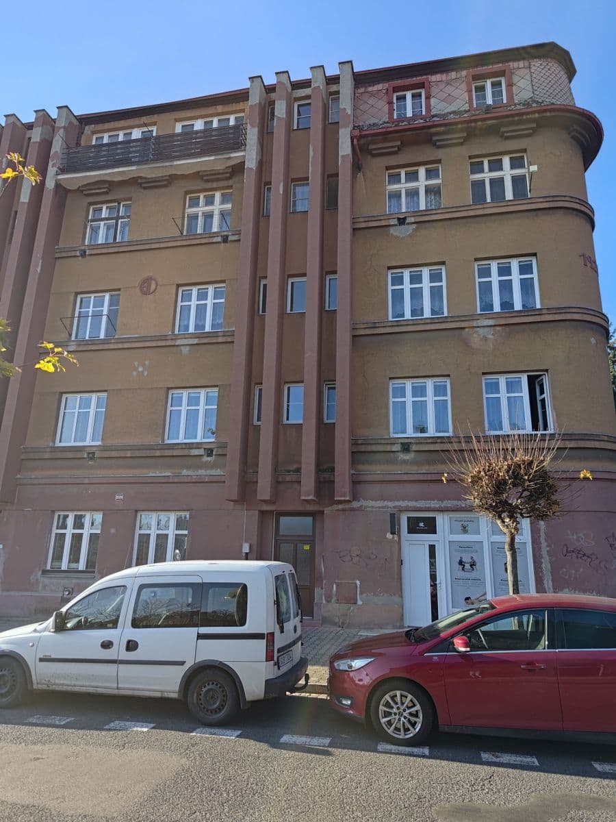 Predaj bytu 2-izbový 53 m², Kotkova, Dvůr Králové nad Labem, Královéhradecký kraj Predaj bytu 2-izbový 53 m², Kotkova, Dvůr Králové nad Labem, Královéhradecký kraj