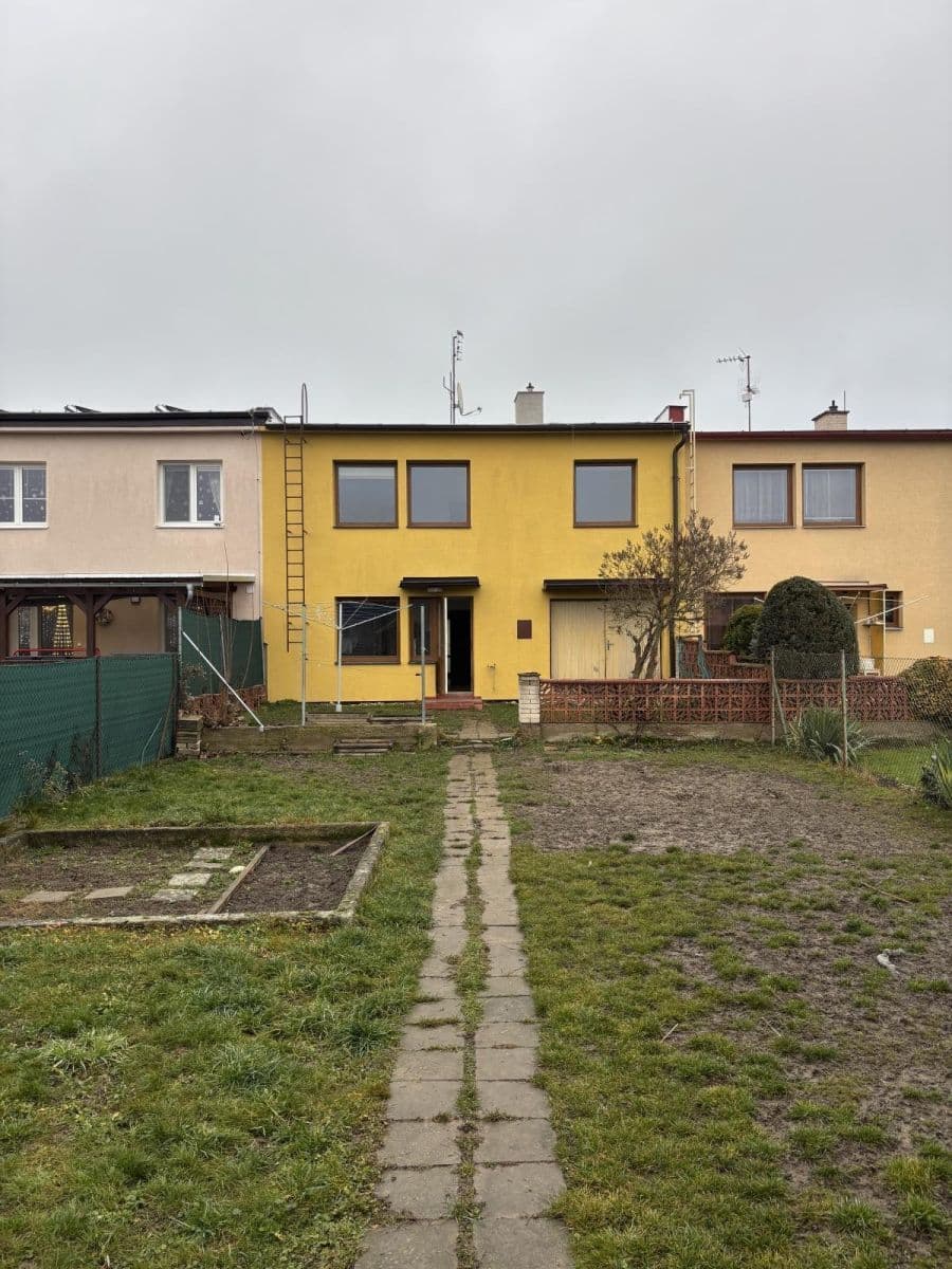 Prenájom domu 144 m², pozemek 406 m², Sad míru, Uničov, Olomoucký kraj Prenájom domu 144 m², pozemek 406 m², Sad míru, Uničov, Olomoucký kraj