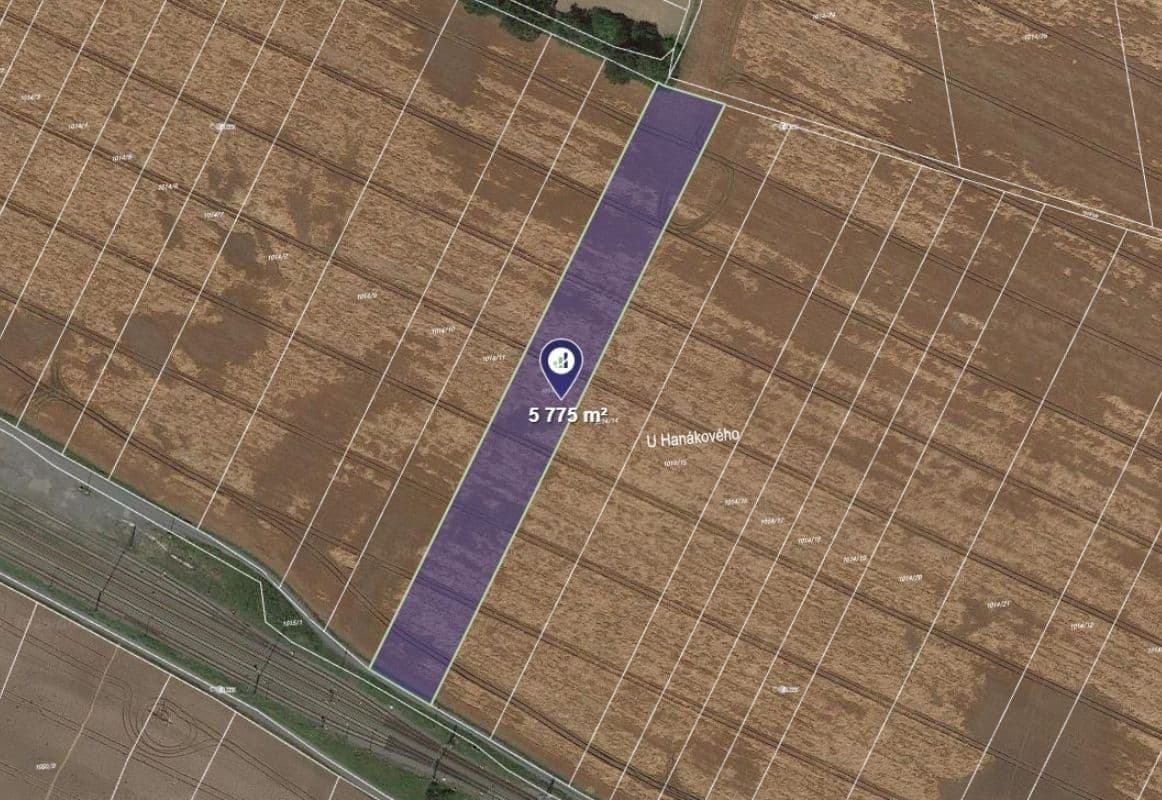 Predaj pozemku 2.888 m², Hustopeče nad Bečvou, Olomoucký kraj Predaj pozemku 2.888 m², Hustopeče nad Bečvou, Olomoucký kraj