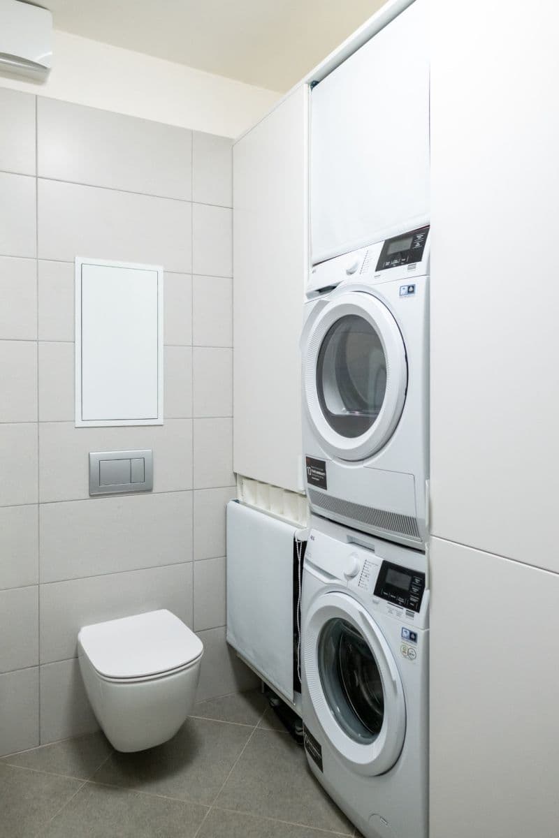 Prenájom bytu 1-izbový 47 m², Baarové, Praha, Praha Prenájom bytu 1-izbový 47 m², Baarové, Praha, Praha