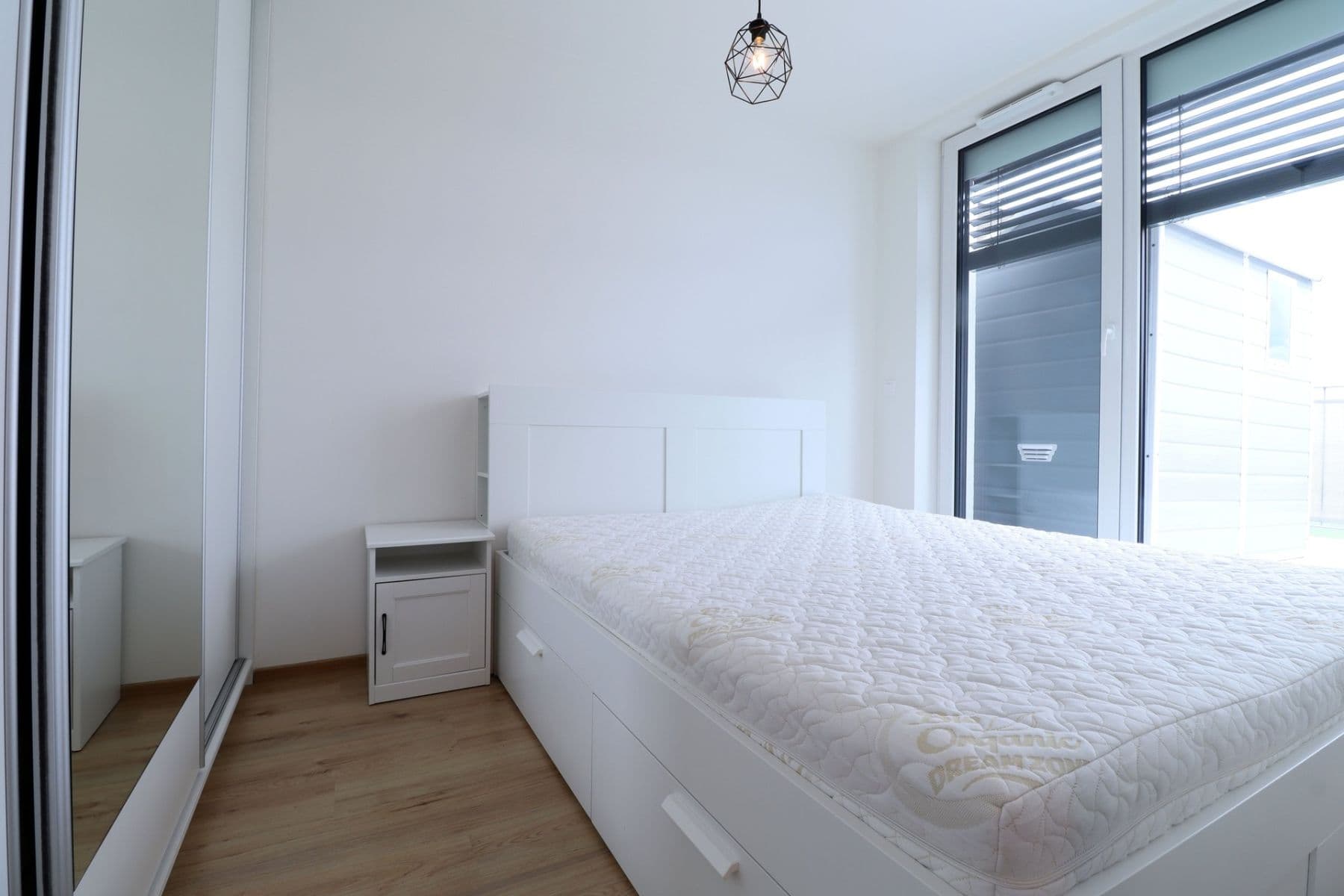 Prenájom bytu 2-izbový 40 m², Velvarská, Horoměřice, Středočeský kraj Prenájom bytu 2-izbový 40 m², Velvarská, Horoměřice, Středočeský kraj