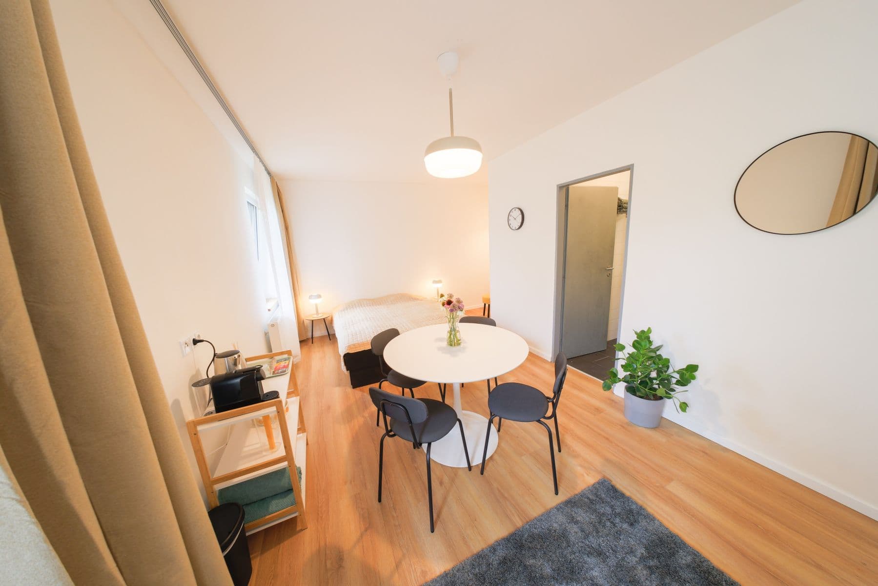 Prenájom bytu 30 m², Nad Lávkou, Praha, Praha Prenájom bytu 30 m², Nad Lávkou, Praha, Praha