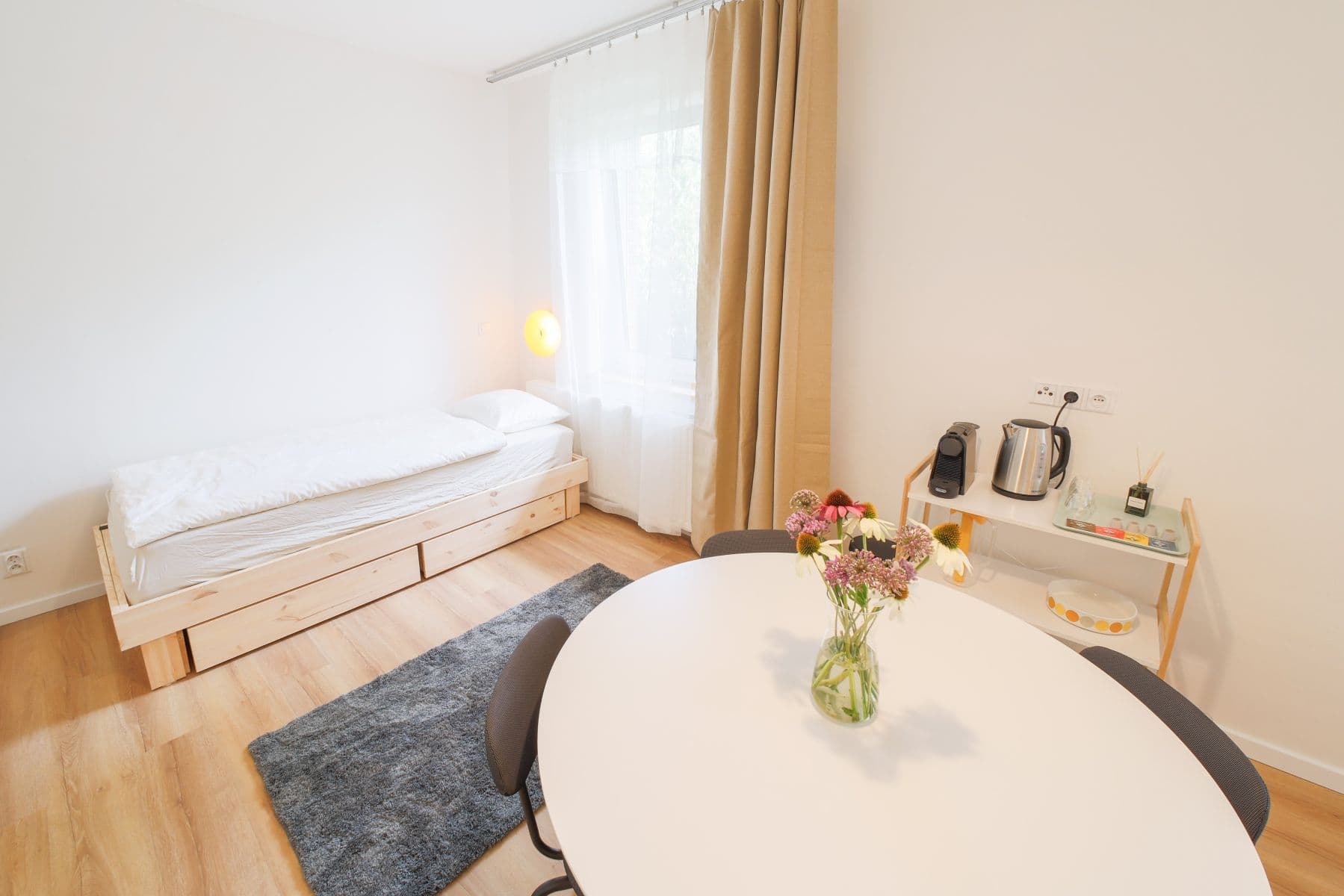 Prenájom bytu 30 m², Nad Lávkou, Praha, Praha Prenájom bytu 30 m², Nad Lávkou, Praha, Praha
