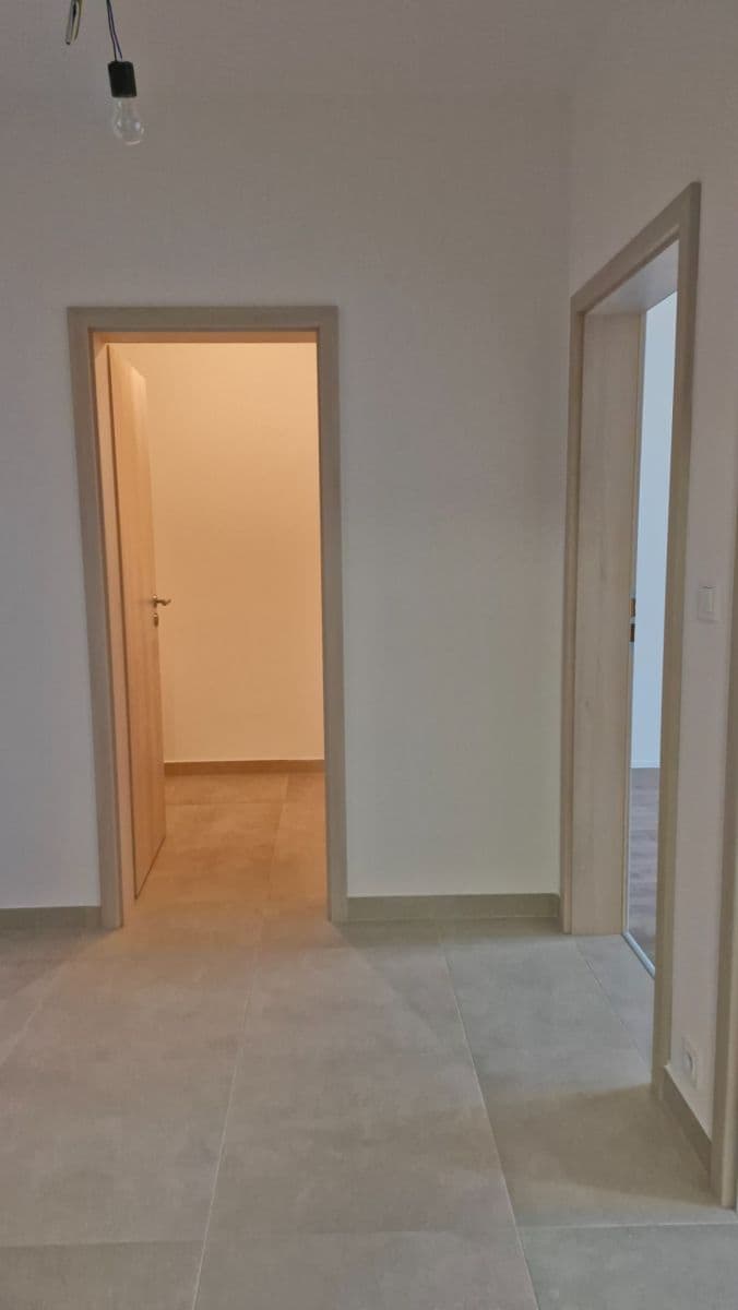 Prenájom bytu 2-izbový 60 m², Josefa Truhláře, Brandýs nad Labem-Stará Boleslav, Středočeský kraj Prenájom bytu 2-izbový 60 m², Josefa Truhláře, Brandýs nad Labem-Stará Boleslav, Středočeský kraj