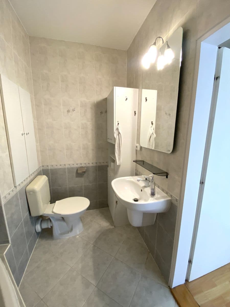 Prenájom bytu 2-izbový 54 m², Podlesí I, Zlín, Zlínský kraj Prenájom bytu 2-izbový 54 m², Podlesí I, Zlín, Zlínský kraj