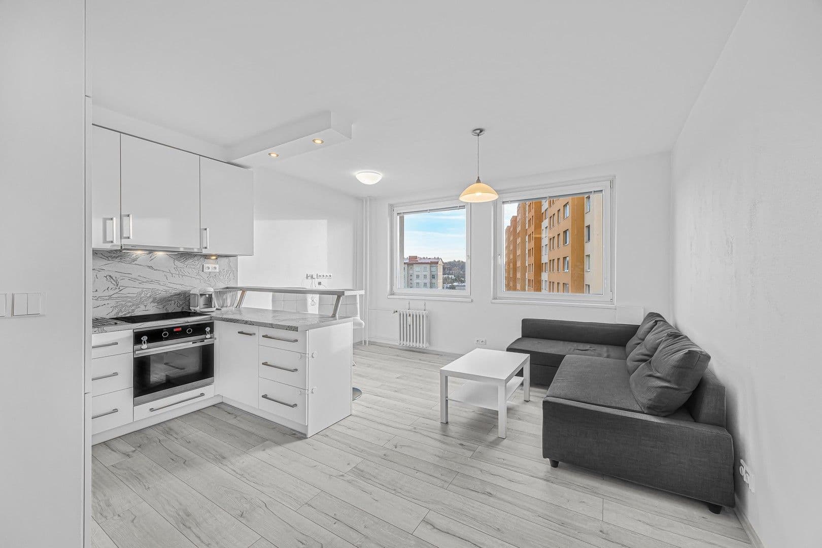 Prenájom bytu 2-izbový 44 m², Urbánkova, Praha, Praha Prenájom bytu 2-izbový 44 m², Urbánkova, Praha, Praha